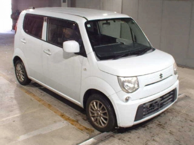 SUZUKI MRWAGON