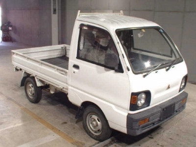 MITSUBISHI MINICAB