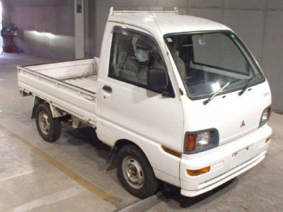 MITSUBISHI MINICAB