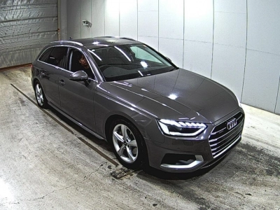 AUDI A4 AVANTE