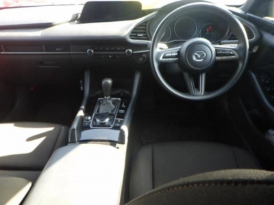 MAZDA MAZDA3 FASTBACK