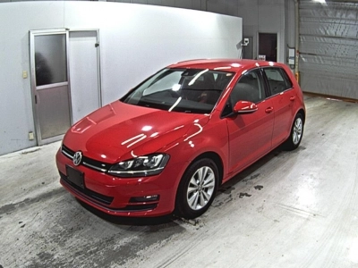 VOLKSWAGEN GOLF