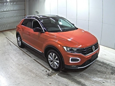 VOLKSWAGEN T-ROC