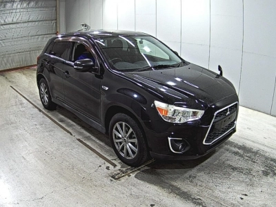 MITSUBISHI RVR
