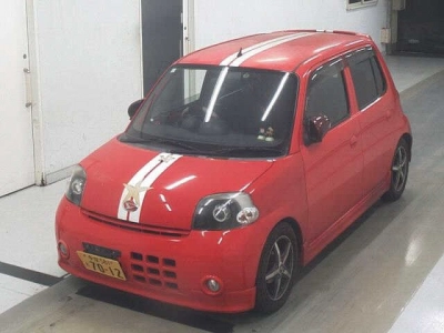 DAIHATSU ESSE