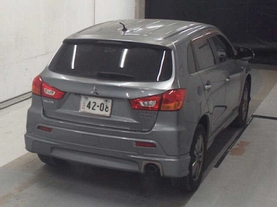 MITSUBISHI RVR