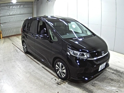 HONDA FREED HYBRID
