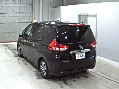 HONDA FREED HYBRID