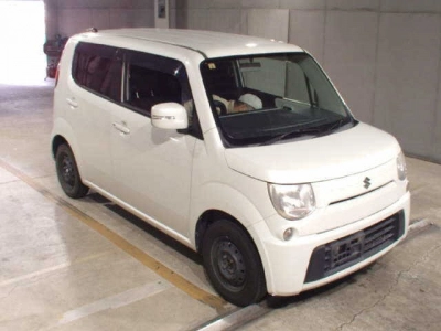 SUZUKI MRWAGON