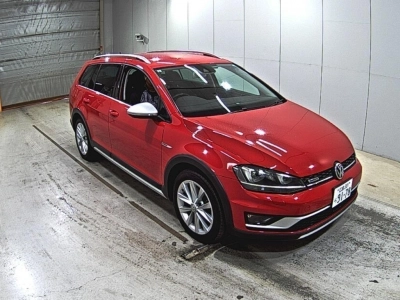 VOLKSWAGEN GOLF ALLTRACK