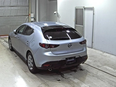 MAZDA MAZDA3 FASTBACK