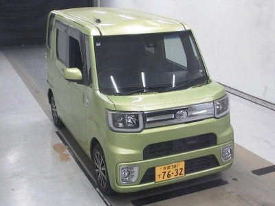 TOYOTA PIXIS MEGA