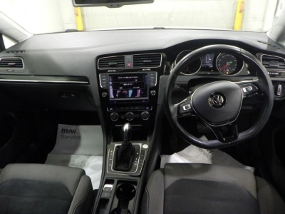 VOLKSWAGEN GOLF VARIANT