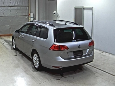 VOLKSWAGEN GOLF VARIANT