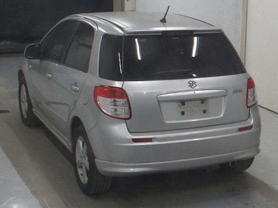 SUZUKI SX4