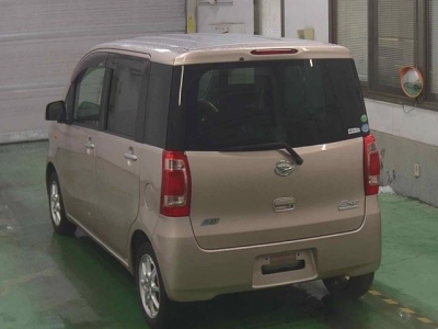 DAIHATSU TANTO EXE