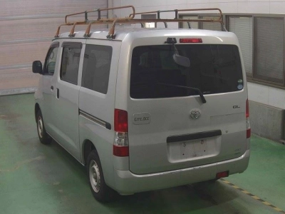 TOYOTA LITE ACE VAN