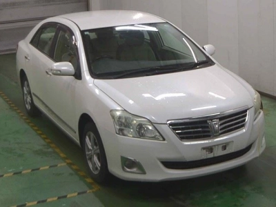 TOYOTA PREMIO