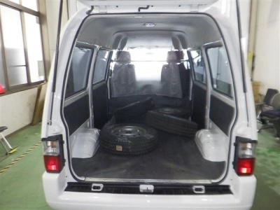 MAZDA BONGO VAN