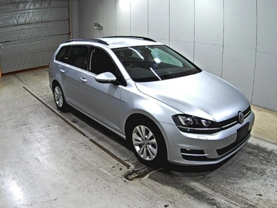 VOLKSWAGEN GOLF VARIANT