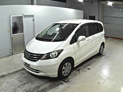 HONDA FREED