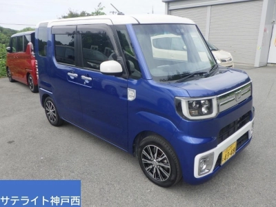 DAIHATSU WAKE