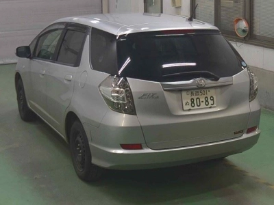 HONDA FIT SHUTTLE