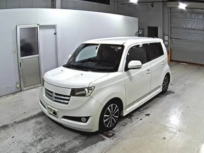 TOYOTA BB