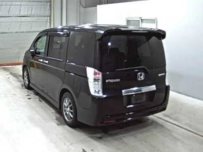 HONDA STEPWGN SPADA