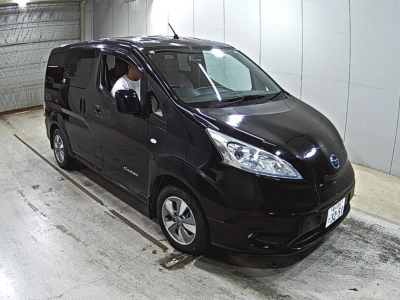 NISSAN E-NV200 WAGON