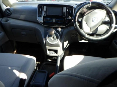 NISSAN E-NV200 WAGON