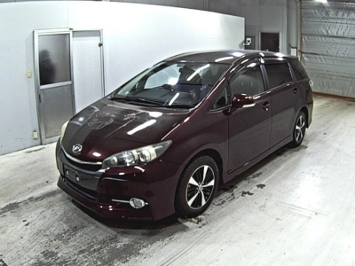 TOYOTA WISH