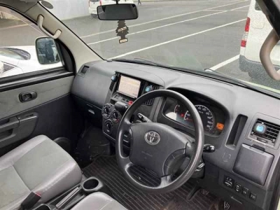 TOYOTA TOWN ACE VAN