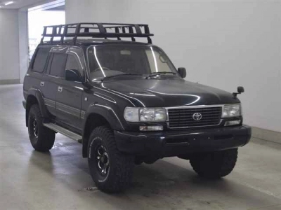 TOYOTA LAND CRUISER
