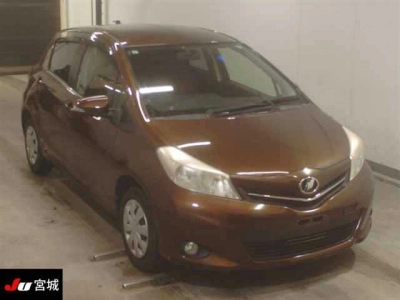 TOYOTA VITZ