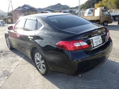 NISSAN FUGA HYBRID