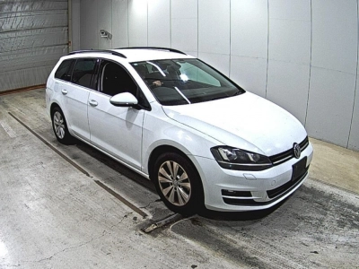 VOLKSWAGEN GOLF VARIANT