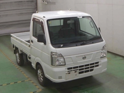 NISSAN NT100 CLIPPER