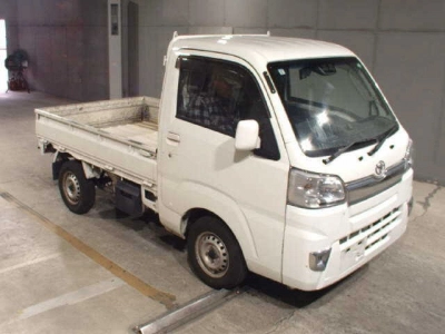 TOYOTA PIXIS TRUCK