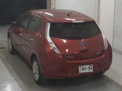NISSAN LEAF