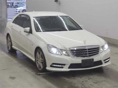 MERCEDES BENZ E CLASS