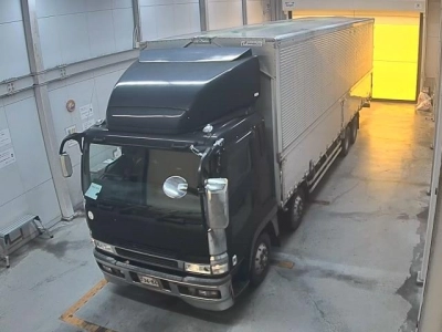 MITSUBISHI FUSO