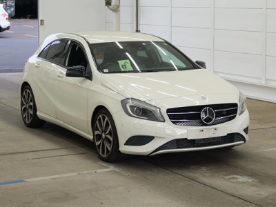 MERCEDES BENZ A CLASS