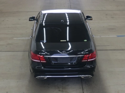 MERCEDES BENZ E CLASS