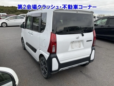 DAIHATSU TANTO FUN CROSS