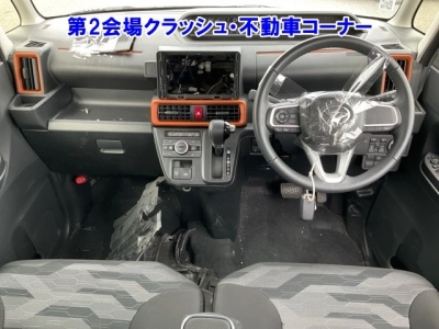 DAIHATSU TANTO FUN CROSS