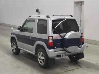 MITSUBISHI PAJERO MINI
