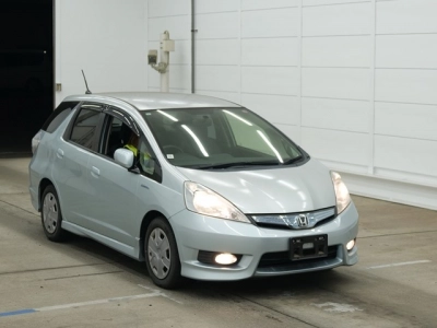 HONDA FIT SHUTTLE HYBRID