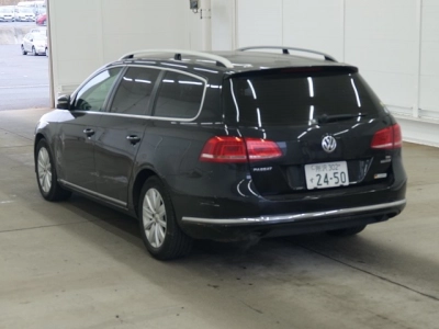 VOLKSWAGEN PASSAT VARIANT