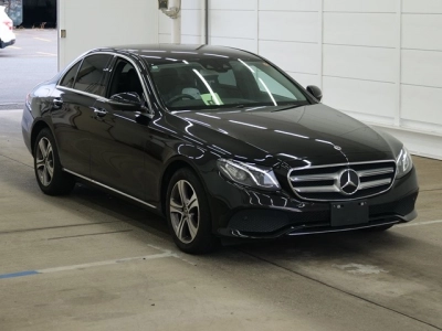 MERCEDES BENZ E CLASS